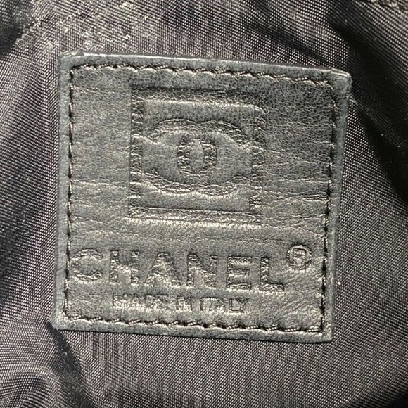 CHANEL BAG - Picture 8 of 16